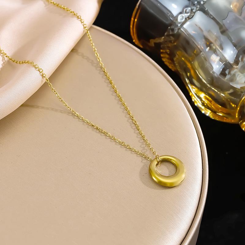 Geometryczny Naszyjnik Minimalistyczny na Obojczyk - Stal Tytanowa, Wszechstronny Letni Styl dla Kobiet