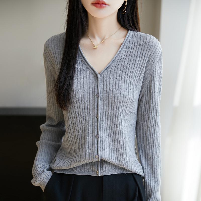 Dámský vlněno-hedvábný kardigan s výstřihem do V a dlouhým rukávem, volného úpletu, jaro/léto 2025