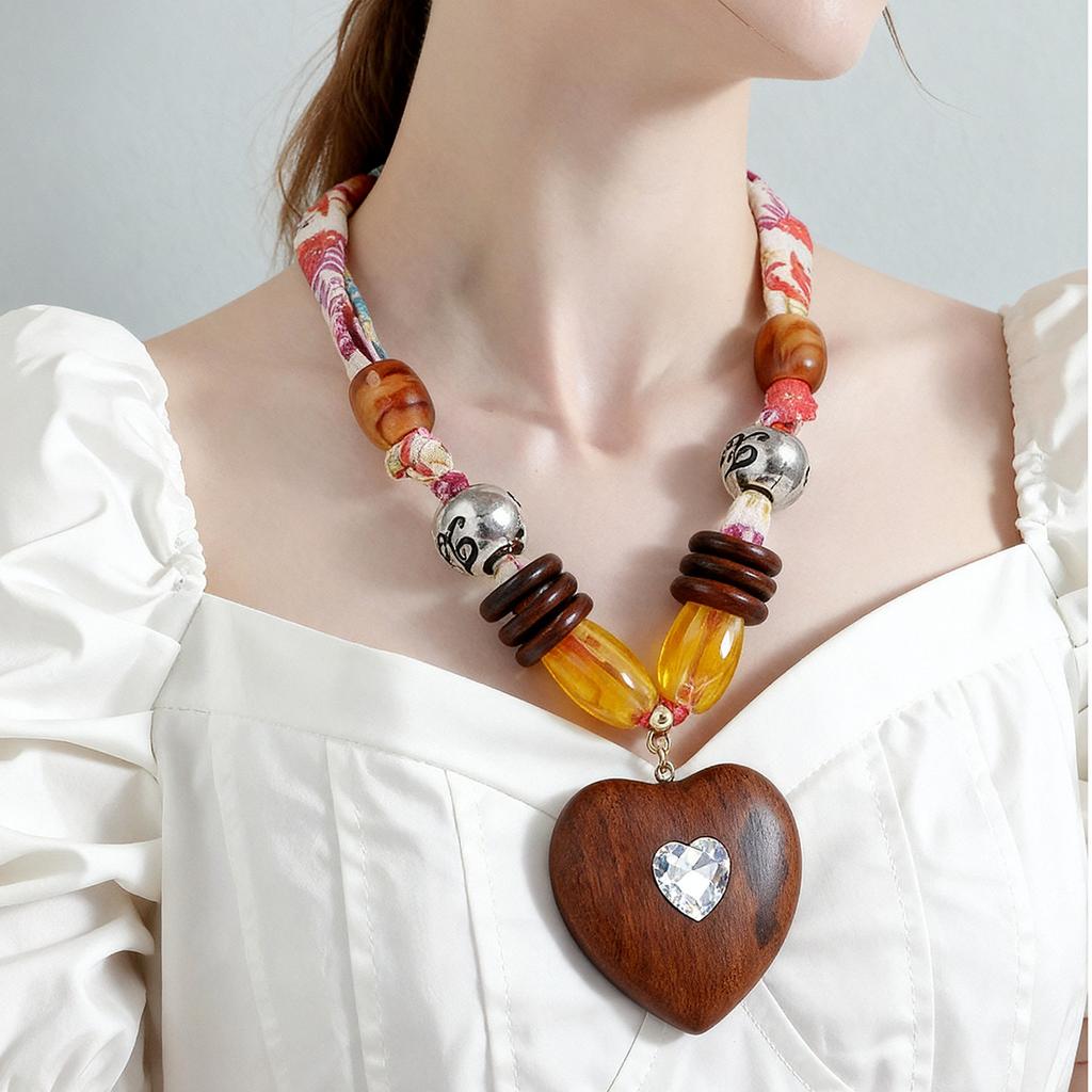 European and American Simple Fashion Ribbon Beaded Tether Type Wood Exaggerated Love Pendant Necklace Versatile Casual Woman
