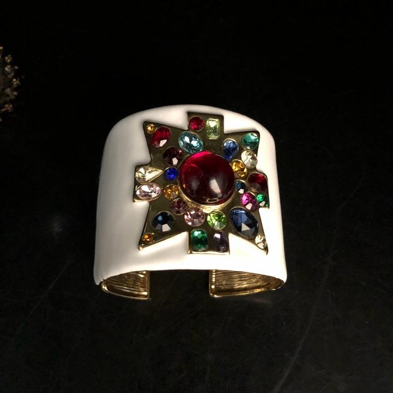 Heavy Industry Antique Bracelet Plated with Real Gold, White Enamel Glaze, Colored Gemstone, Glazed Inlaid Temperament Bracelet