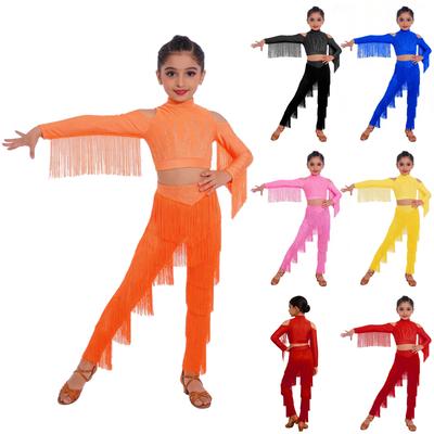 Zestaw do występu w tańcu latynoamerykańskim dla dziewcząt: Crop Top z Odkrytymi Ramionami, Długim Rękawem i Frędzlami, Zapinany z Tyłu oraz Spodnie z Warstwowymi Frędzlami na Zawody