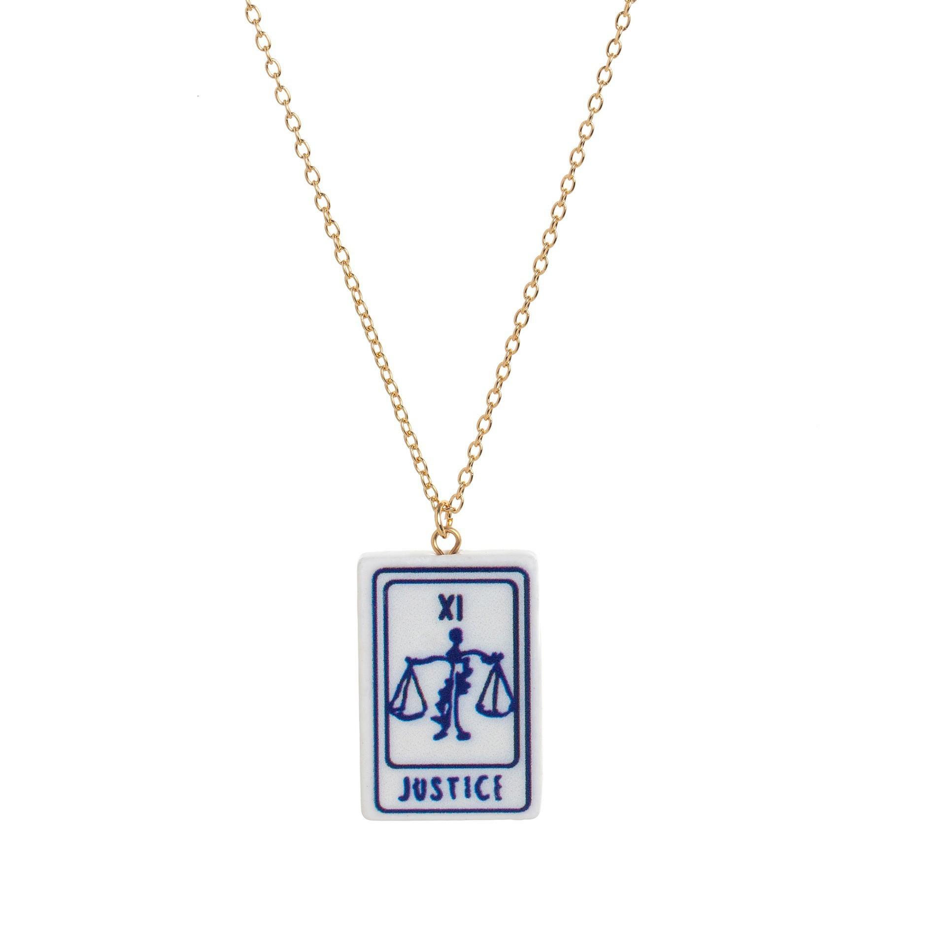

Vintage Tarot Tarot Necklace Sun Moon Stars Love Pendant Design Clavicle Chain Gold Plated Color Retaining Jewelry