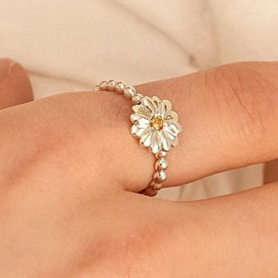 BELLOOGGI Daisy Sapphire ring(S) Daisy Yellow Sapphire Ring