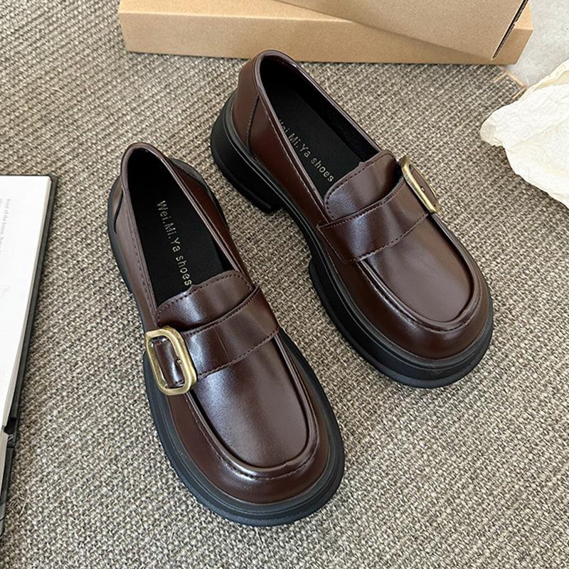 

Британский колледж стиль платформа лоферы женская верхняя одежда 2025 осень новый повседневный универсальный юбка маленькие кожаные туфли 40 коричневый