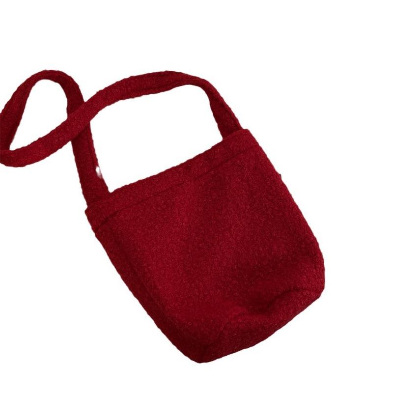 11 Plush Large-capacity Bucket Bag Student Bag Autumn and Winter Commuter Bag Casual Messenger Shoulder Bag