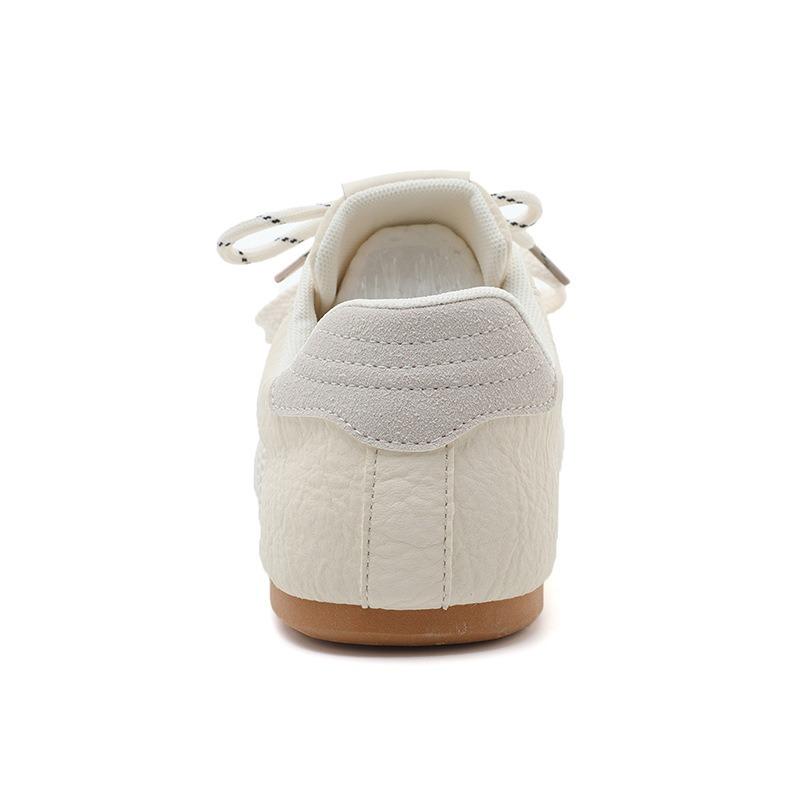 Retro Women's Spring and Autumn Flat-bottomed Casual Board Shoes Sports Shoes Versatile Little White Shoes Tide