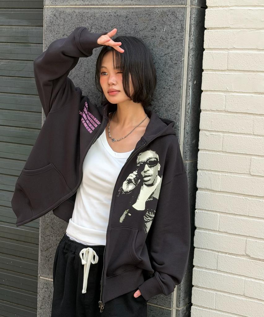 Amou Hotline Hoodie Zip-Up Black
