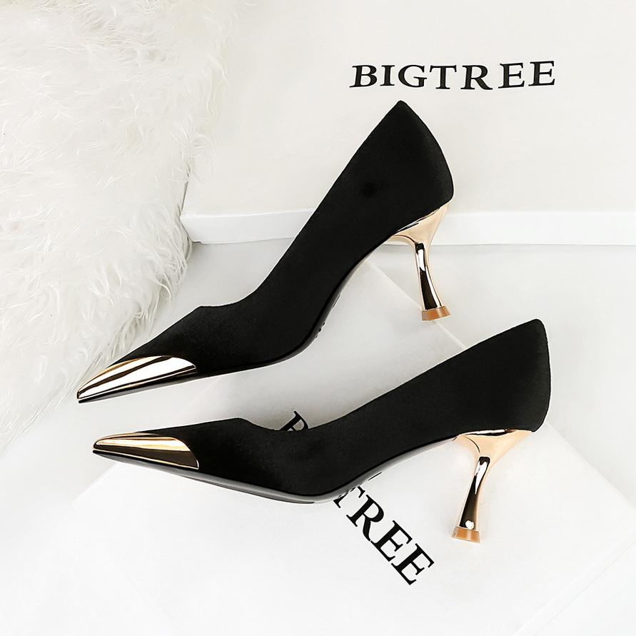 Fashion Women 7 Cm Heels Metal Pointed Women Pumps Fashion Kitten Heels Sexy Party Shoes Women Suede Lady Heels Luxury Wedding Shoes
