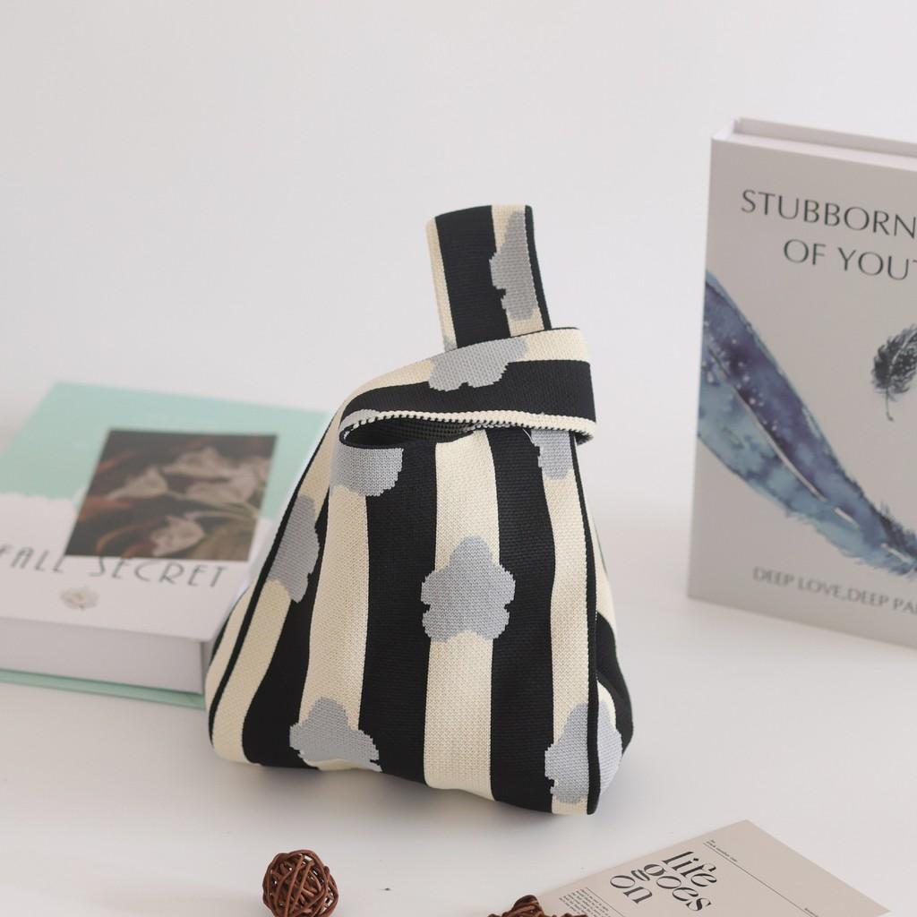 Trendy Knit Bucket Bag For Women Soft And Spacious Tote Bag With Eye-catching Patterns Ideal For Daily Wear And Gifts