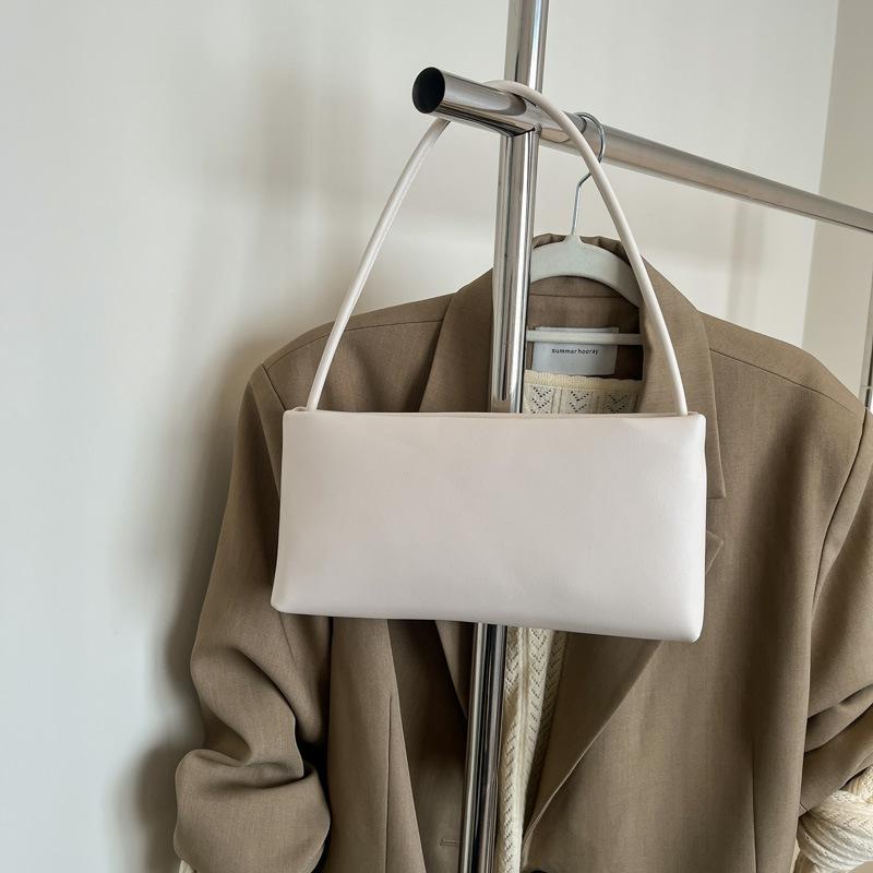 Spring Bag Women's 2025 New Fashion High-end Textured Shoulder Women's Bag Messenger Bag Versatile Ins Underarm Bag