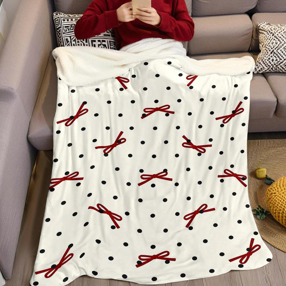 Dot & Bow Flannel Blanket Warm Soft Halloween Christmas Couch Warm Cozy Decorative Decor Gift for All Season