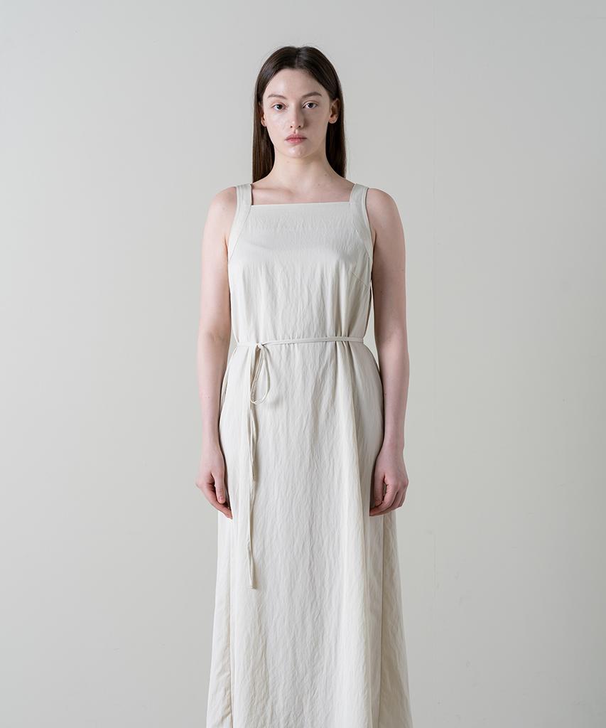 KNOWING Sleeveless Long Dress (Beige)