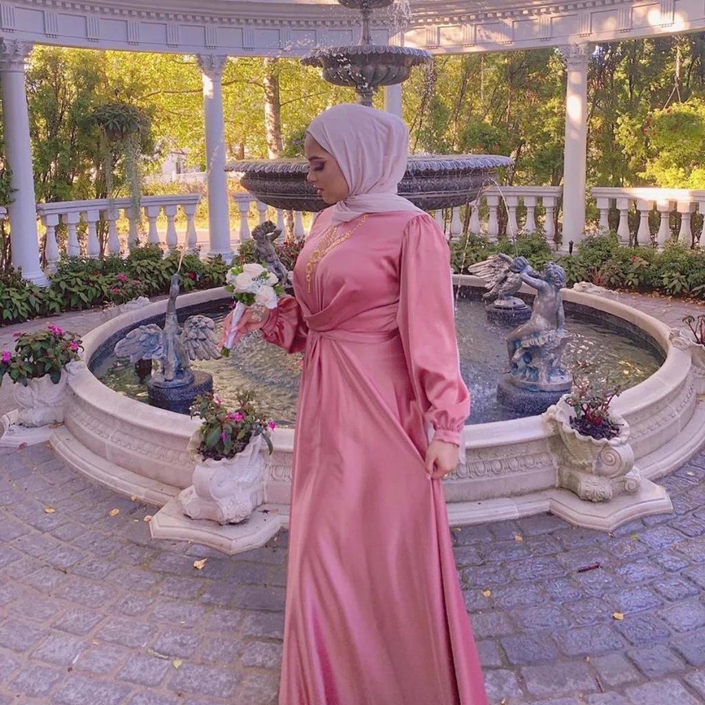 XY011 Rosa Ethnischer Stil Dubai Abaya - Elegantes Langes Abendkleid für Muslimische Frauen