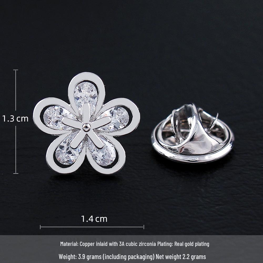 Hexagonal Crystal Brooch with Micro-Paved Zirconia – High-End Women’s Accessory