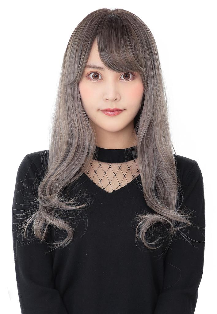 Clearstone WIGGY RICH Women's Wavy Long Wig In White Ash Gold