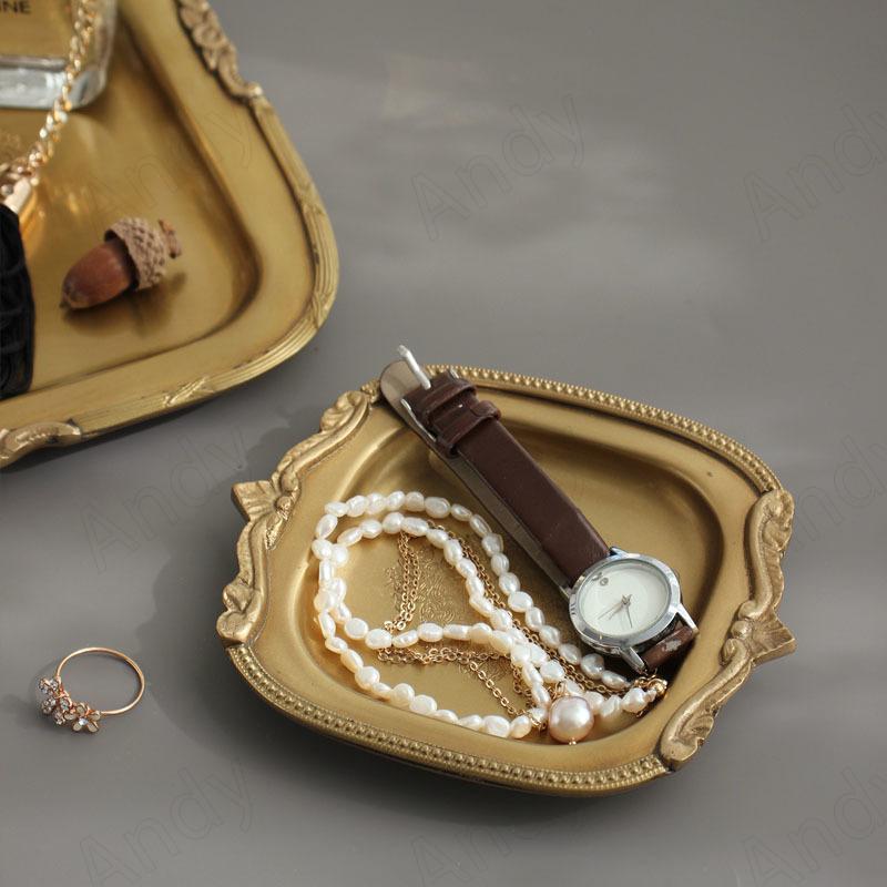 Handmade Brass Storage Tray Creative Palace Flower Relief Decorative Bedroom Jewelry Organizer Retro Desktop Cosmetic Container