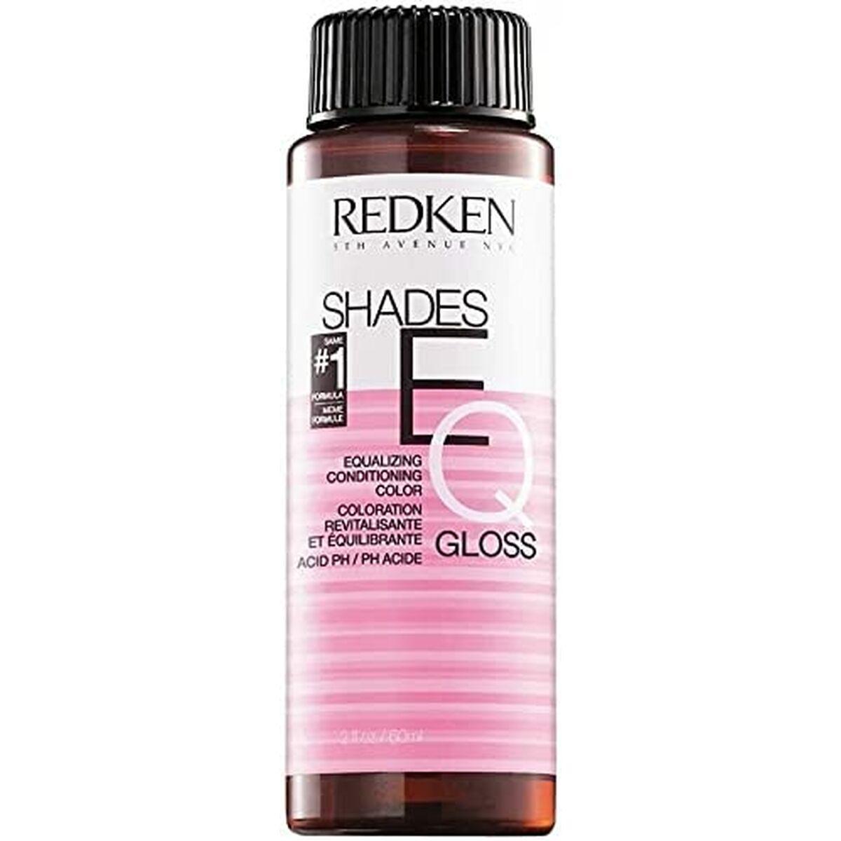 

Redken Shades Eq M Semi-Permanent Hair Color (3 Units) (3 x 60ml)