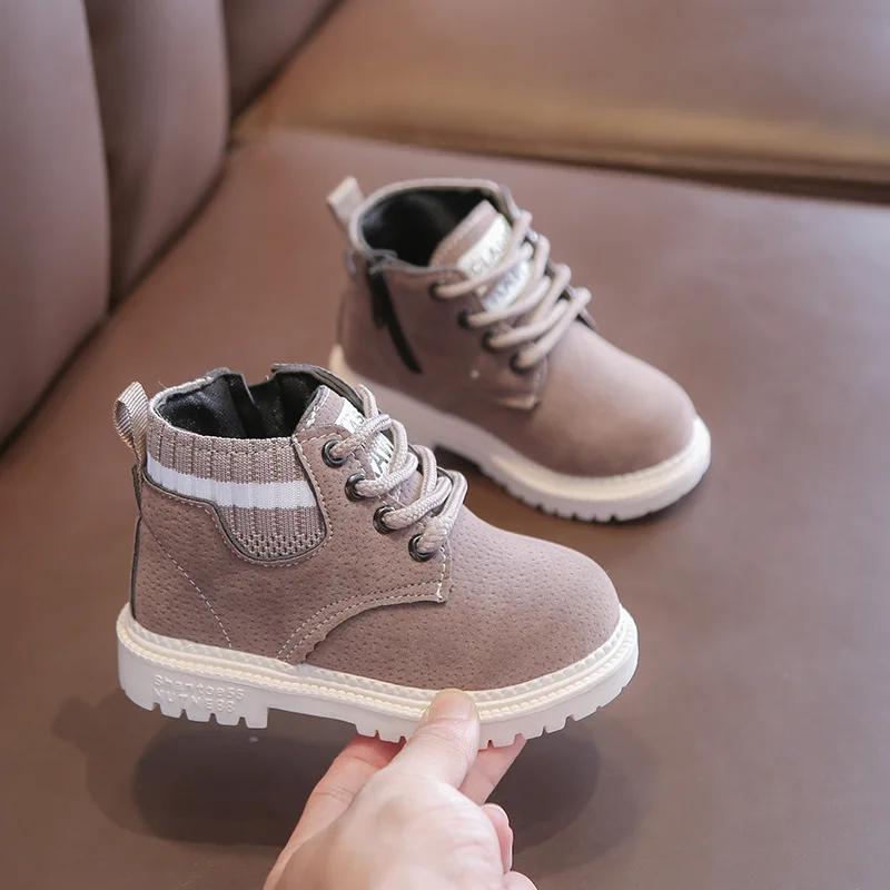 

Детские теплые ботильоны, нескользящие, для мальчиков и девочек, повседневные зимние ботинки с мехом, 2024, новые детские модные универсальные короткие ботинки с мягкой подошвой 22 серый