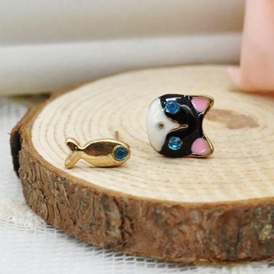 1 Pair Korean Women Cute Cat Fish Rhinestone Stud Earrings Fashion Jewelry