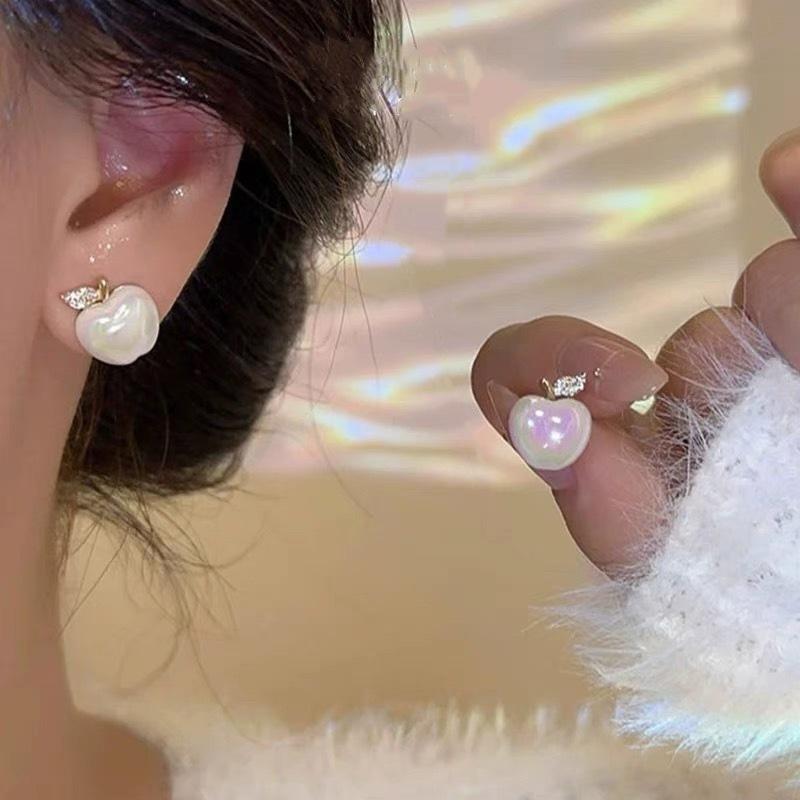 Japanese and Korean Design Sense Fashion Cute Fruit Earrings Female Creative Girl Heart Sweet Cool Stud Earrings Versatile Personality Trendy Earrings