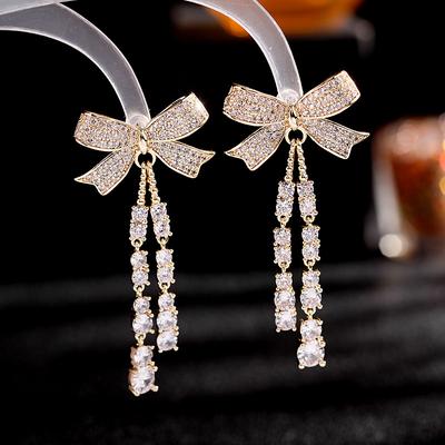 Orecchini Pendenti Lunghi con Fiocco Temperamento e Nappa per Donna Moda Gioielli Statement Micro CZ Orecchino da Sposa