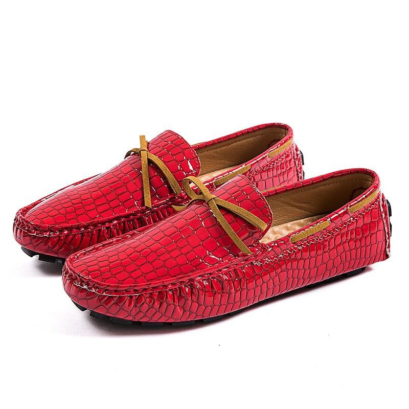 

2021 summer large size crocodile leather men s lightweight Doudou shoes trendy with European and American style casual men s shoes driving leather 48