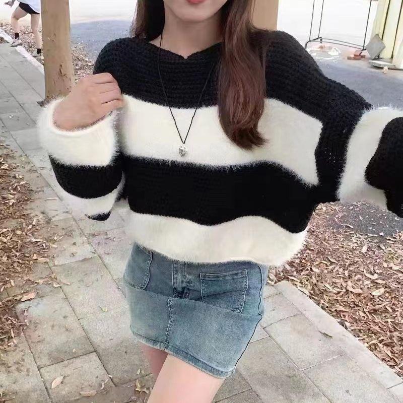 

Темпераментный полосатый контрастный свитер из искусственной норки, женский осенне-зимний, мягкий ворсистый, с чувством дизайна, ретро, свободный, с длинными рукавами, вязаный свитер-топ average size 57-145 чёрный
