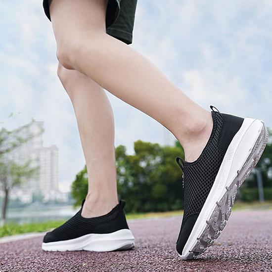 Pánské jednodílné síťované boty s jarními a letními nízkými rukávy, perforované a prodyšné sportovní boty, lehké a ležérní boty