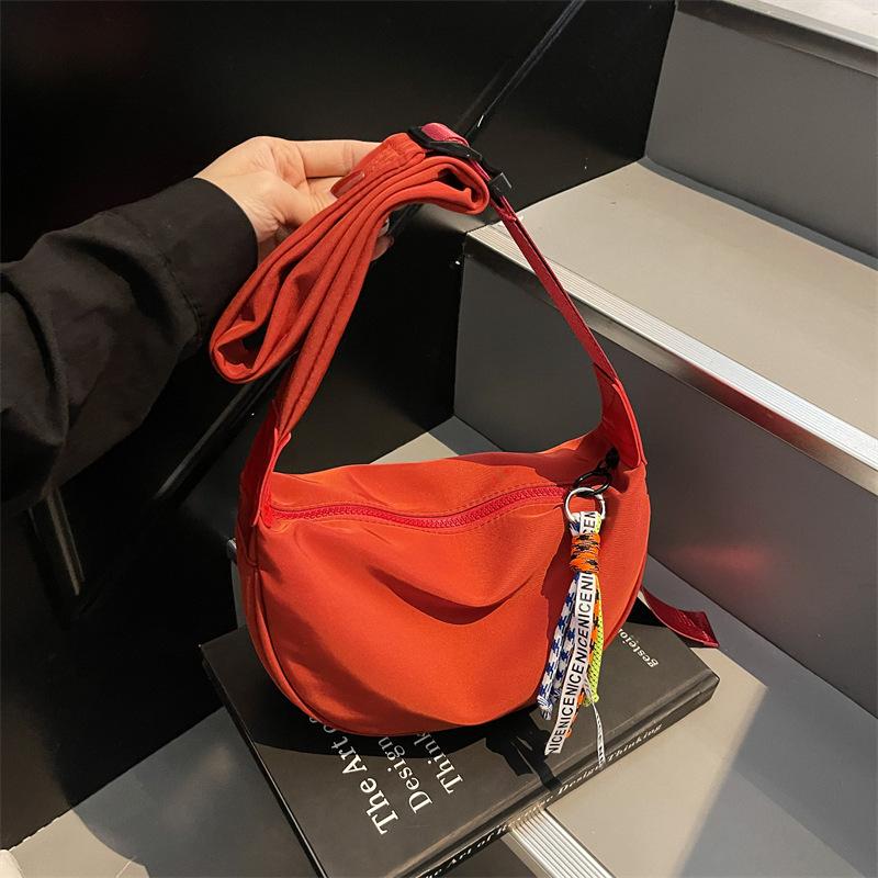 Canvas Casual Dumpling Bag Women'S Fashion Spring And Summer Fashion Trend Single Shoulder High Sense Simple Messenger Bag