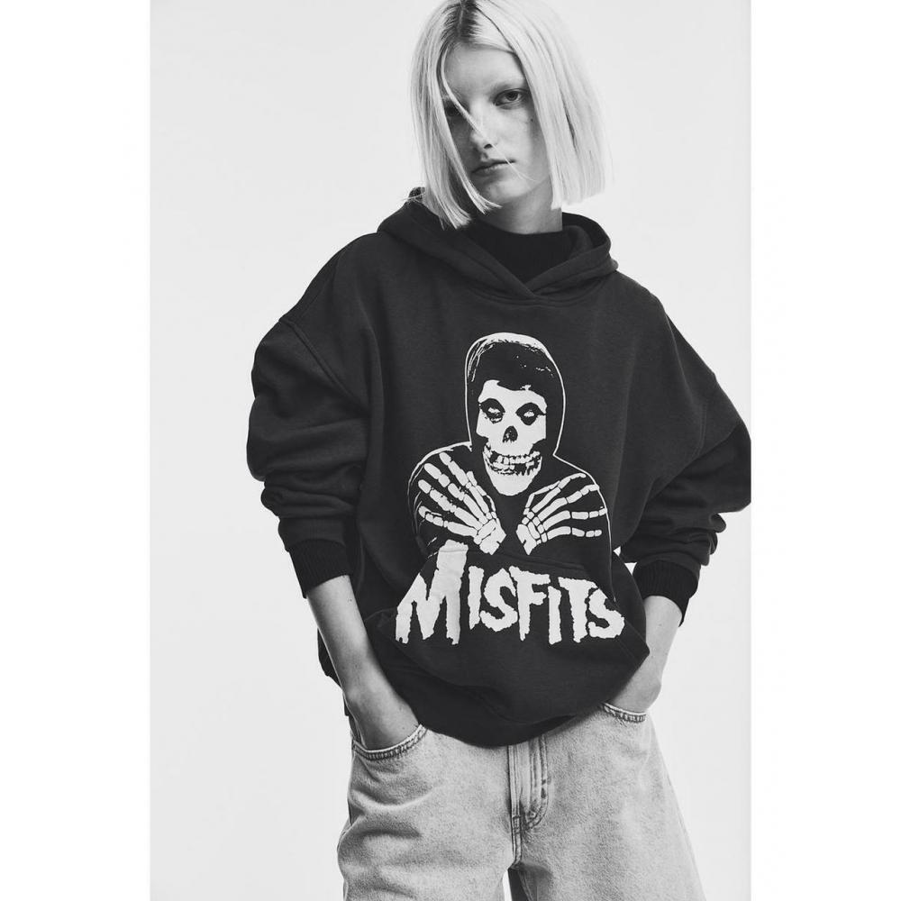 

Толстовка оверсайз HM Design Темно-серая Misfits 1173041003