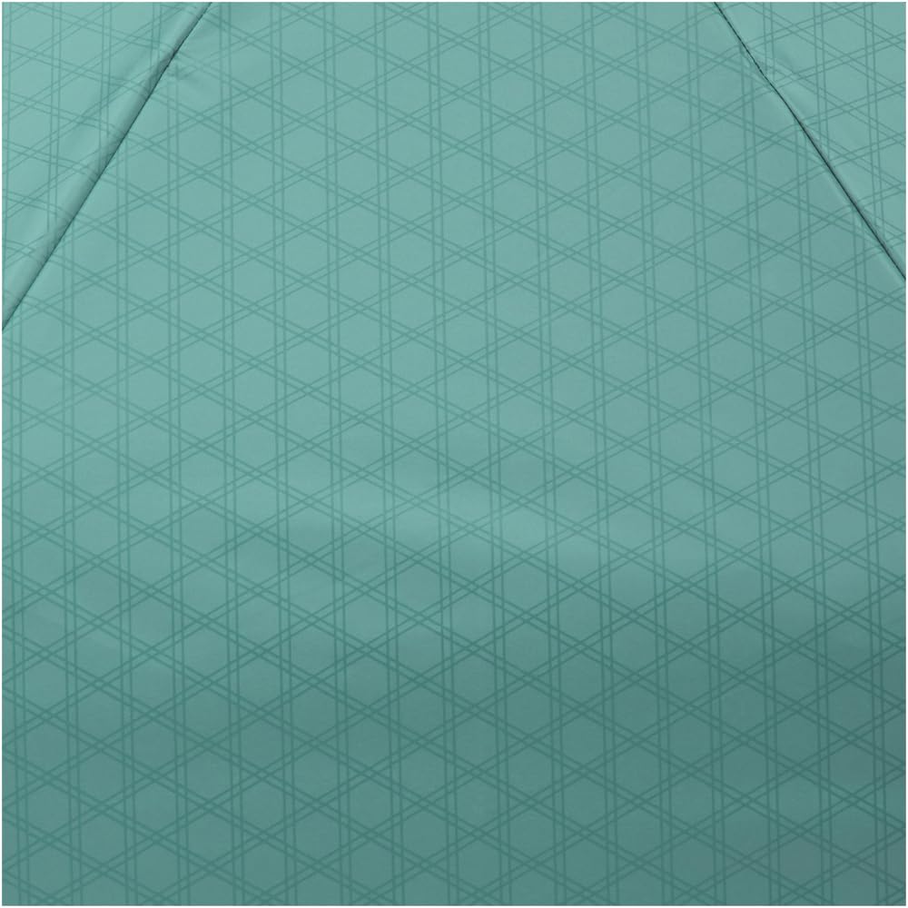 Mabu 60cm Folding Parasol with UV Light This lightweight umbrella features a Japanese pattern and is suitable for both men and Its design makes it