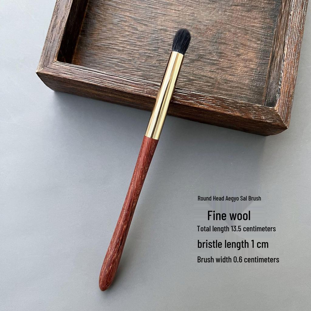 Pearswood Fine-Tipped Wool Eyeshadow Brush: Large Blending and Medium Application with Soft Touch Flame Nose Design.