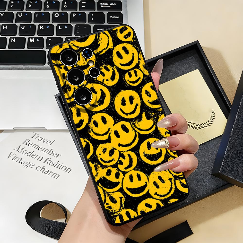 Anime Smile Phone Case For Samsung S26 S25 S24 FE S23 S22 S21 Plus S20 Ultra Note20Ultra Black Soft Shell