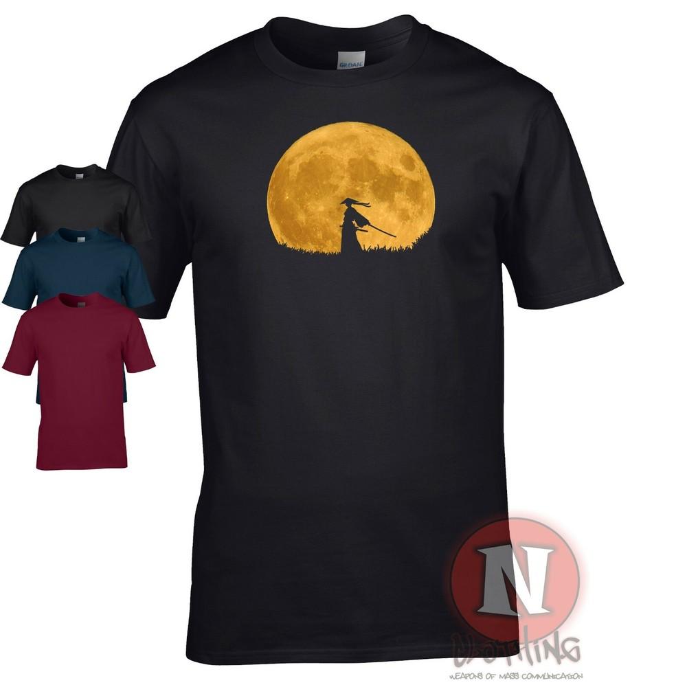Camiseta De Samurai Guerrero De Anime Japonés Con Silueta De Luna