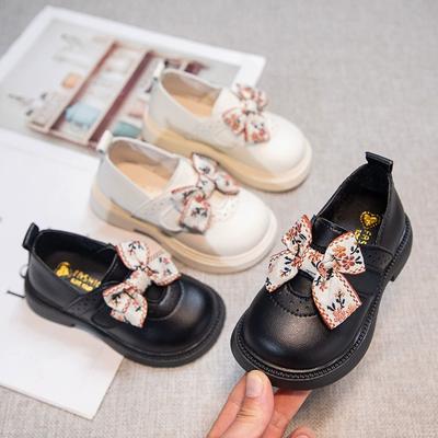 Chaussures en Cuir Petites pour Filles Printemps et Automne Chaussures Simples à Semelle Souple Filles Style Nœud Style Occidental Chaussures de Princesse Chaussures pour Enfants