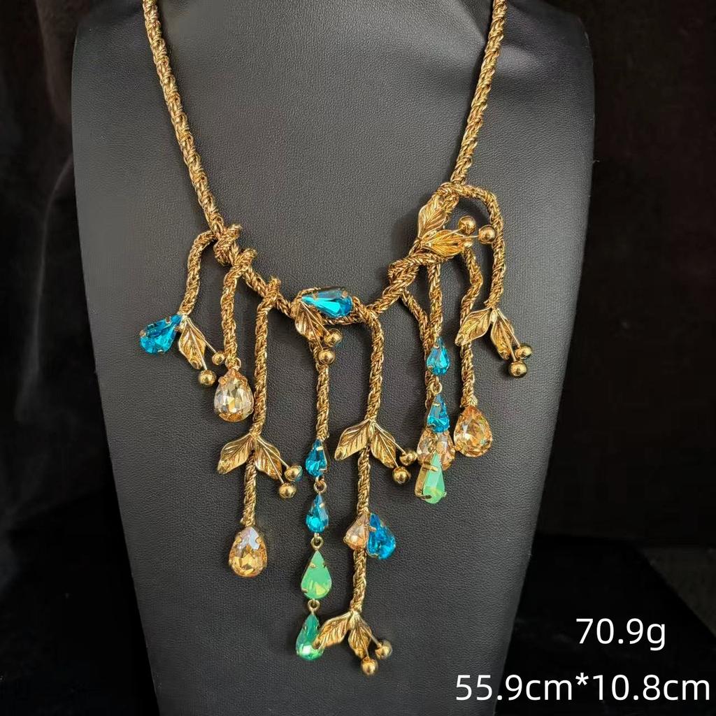 Medieval Vintage Ancient Copper Plated Real Gold Color Inlaid Necklace Earrings Set Heavy Industry Craft Jewelry Light Luxury