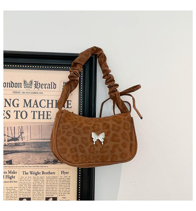 

New Fashi Commuting Shoulder Bag Women Stylish Casual Handle Bag Simple Elegant Comfortable and Versatile Texture Underarm Bag коричневый