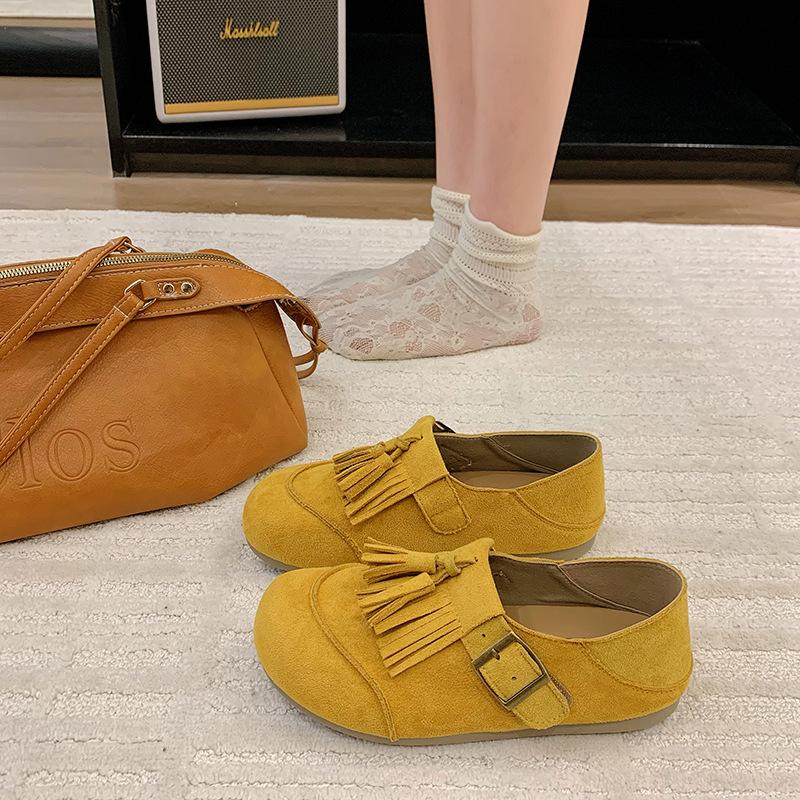 Retro tassel women's spring and autumn new versatile flat-soled Doudou shoes casual one-pedal single shoes