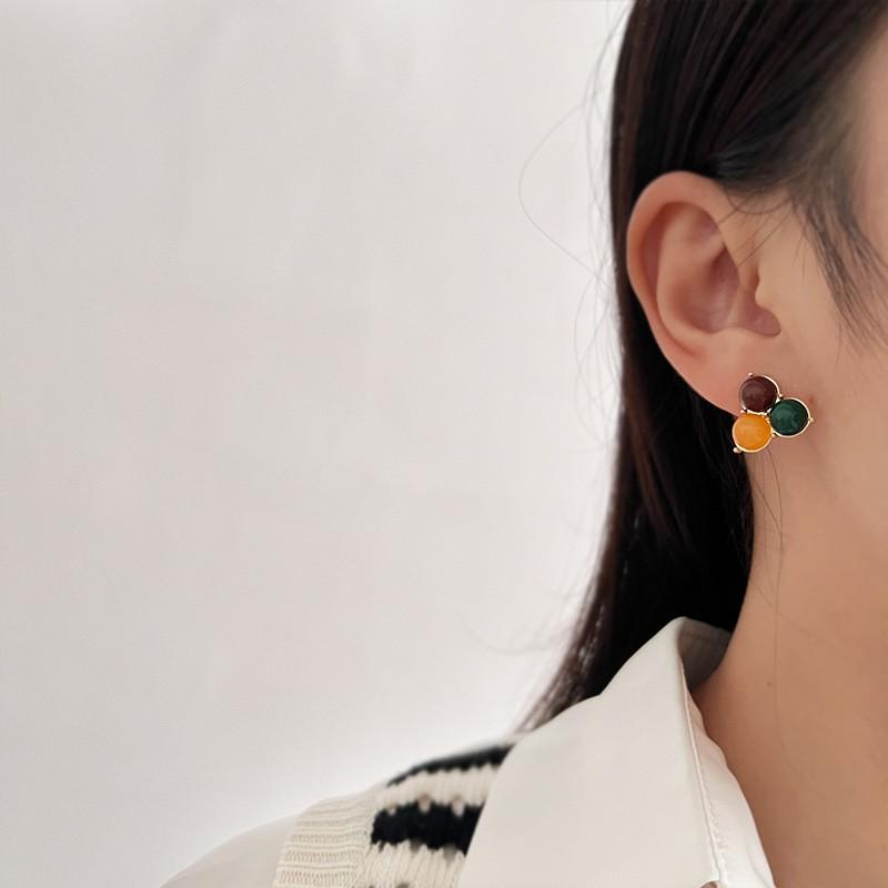 Women's Luxury Textured Metal Hoop Earrings - Versatile Niche Design