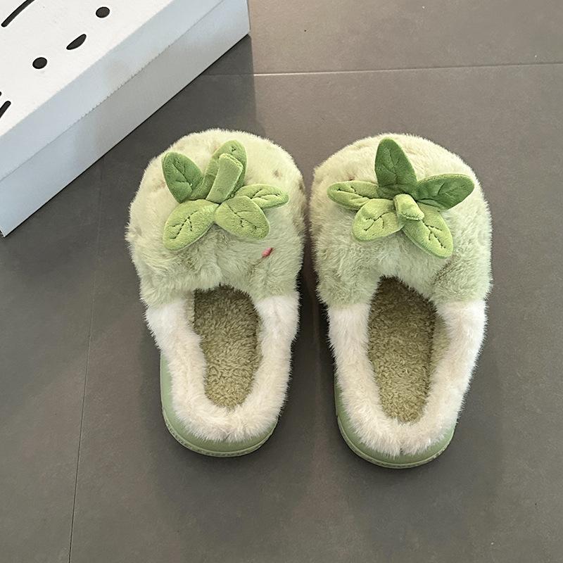 

Fashion Cartoon Strawberry Girls Winter Cotton Slippers 2025 Autumn New Home Cute Indoor Anti Slip Thick Bottom Fuzzy Slippers Pantuflas 36-37 зелёный