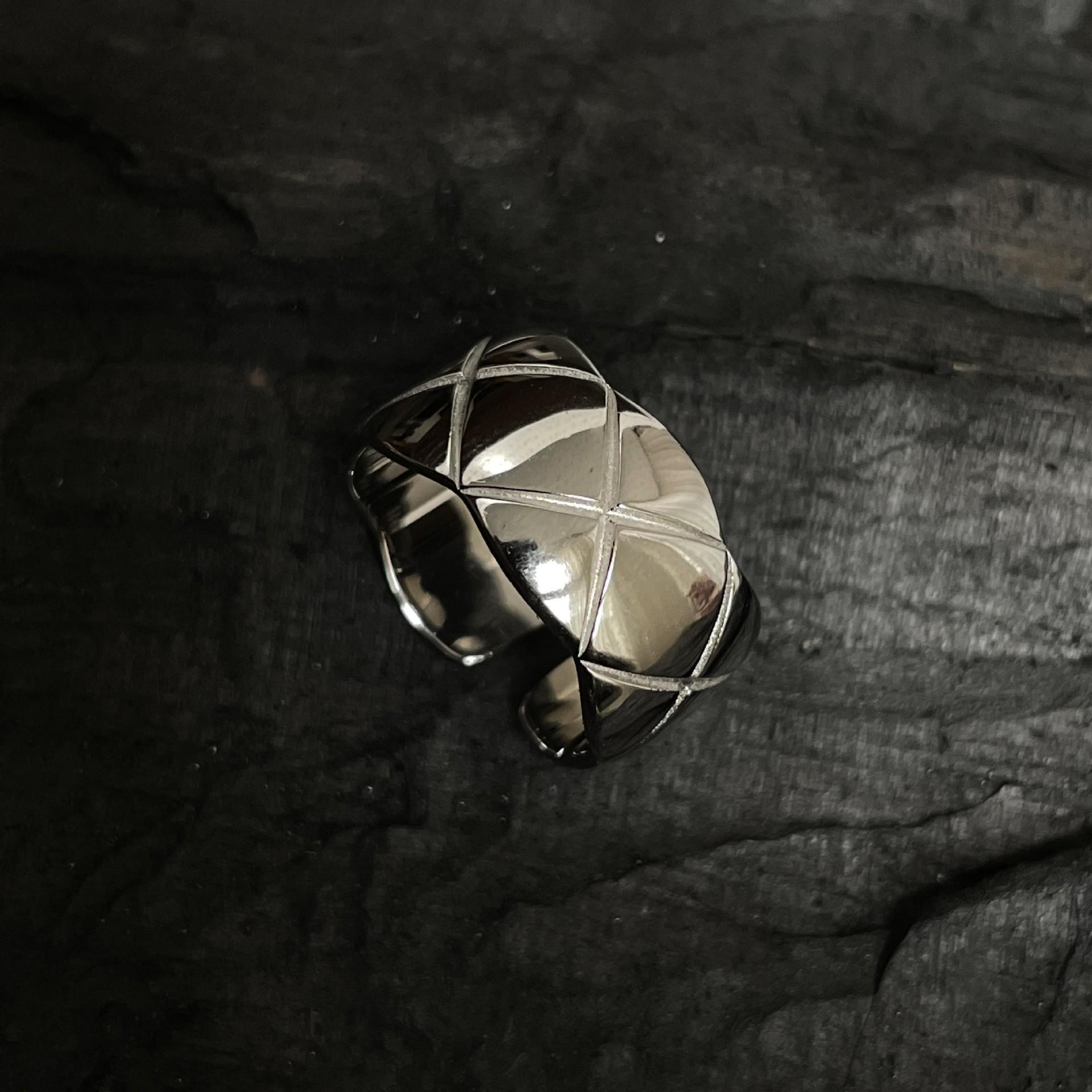 Trendy Adjustable Geometric Mesh Wave Rhombus Ring for Women Open Adjustable