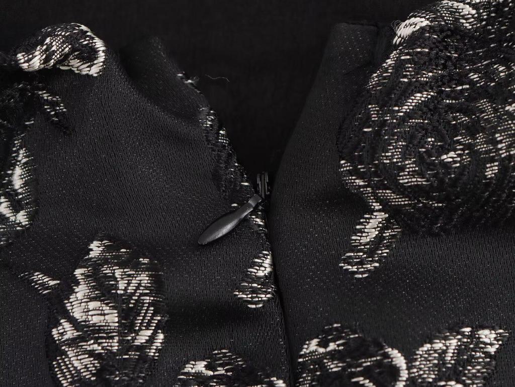 2025 Spring Women's European & American Off-the-Shoulder Jacquard Dress