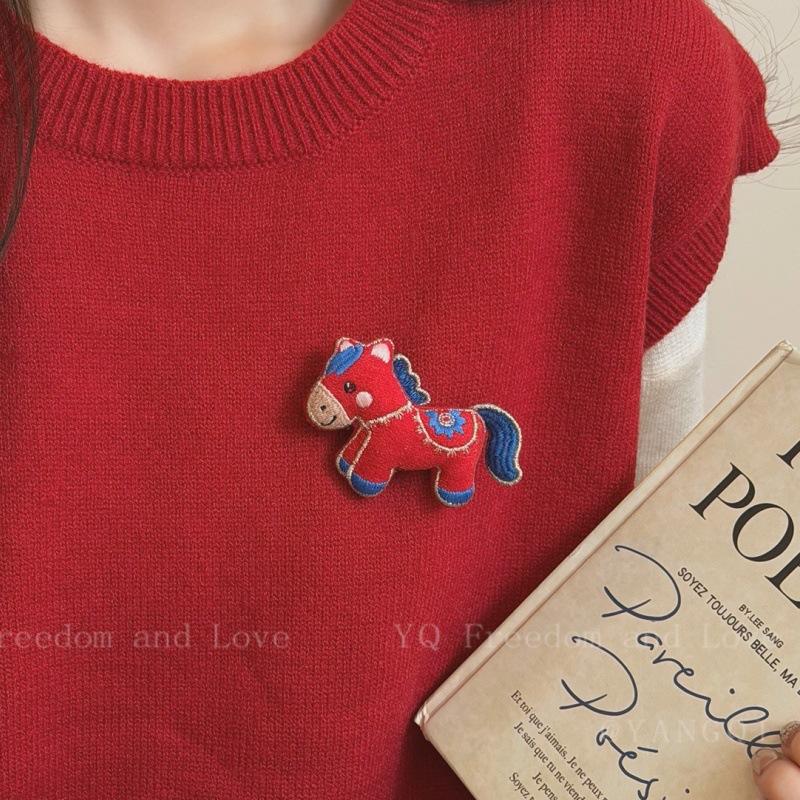 New Pony-shaped Brooch Cute Cartoon Horse Clamp Adorable Accessory for Clothes Horse-year New Year Ornament Gifts DIY Handmade