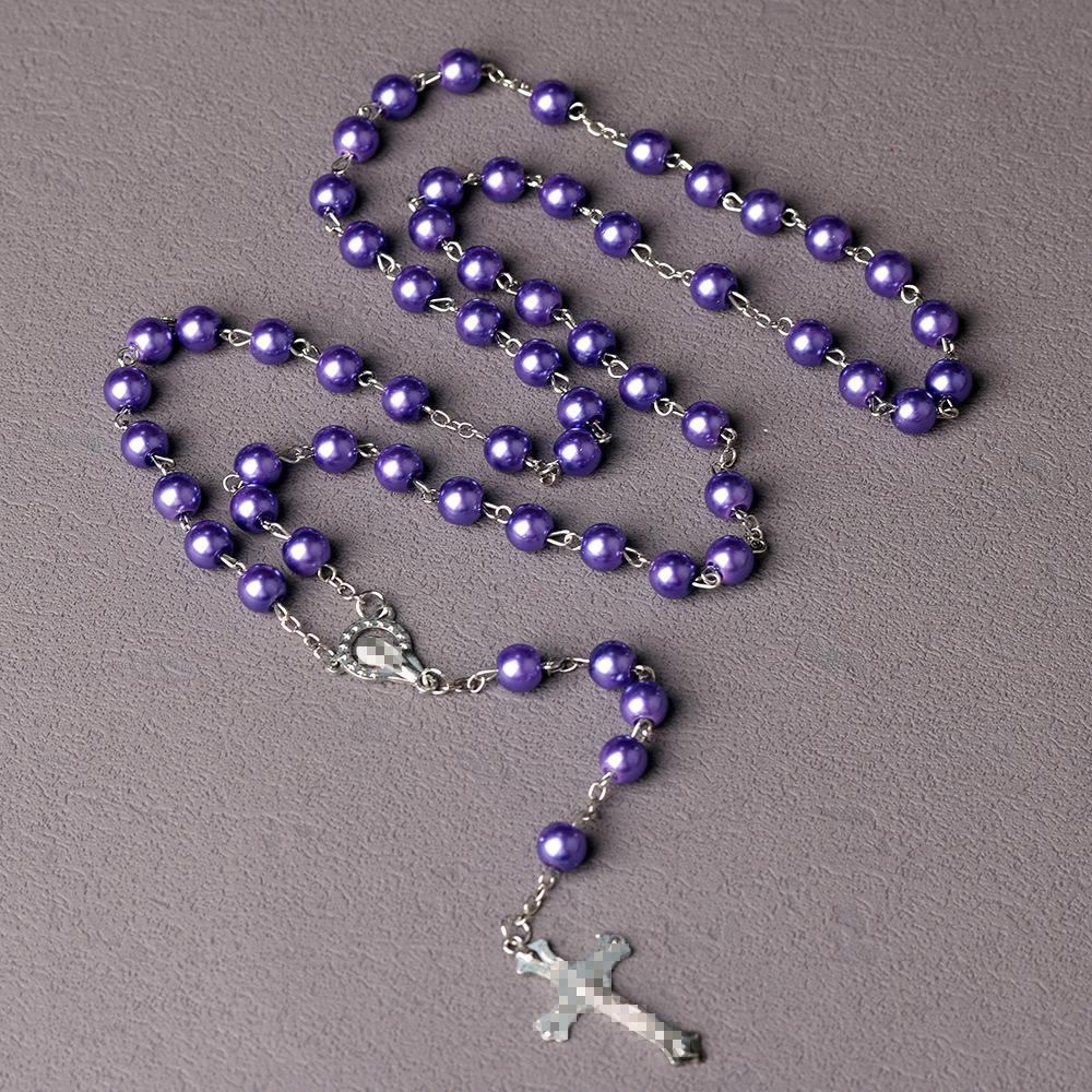 Disponibile: Collana Rosario con Perle di Vetro e Croce