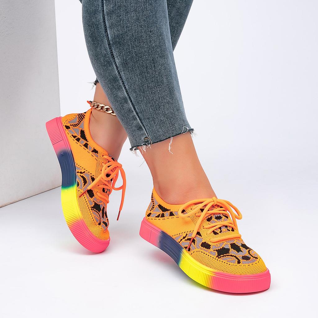 Women Sneakers New Mesh Breathable Sneakers Women Trend Platform Walking Shoes for Women Light Sports Running Designer Shoes
