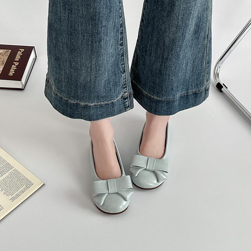 French classic gentle wind versatile round head single shoes women's 2025 summer new bow commuter single shoes ballet shoes