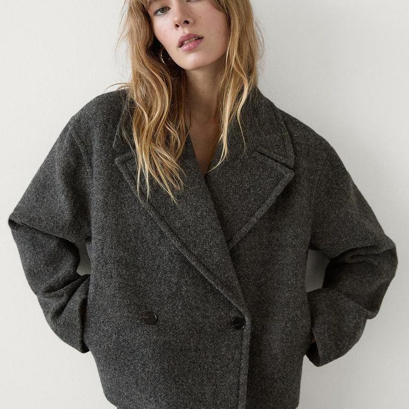 Fall and Winter New Arrival Women's Clothing Fashion Old Money Style Lapel Long Sleeves Short Version Two Buttons Woolen Outwear 6461692