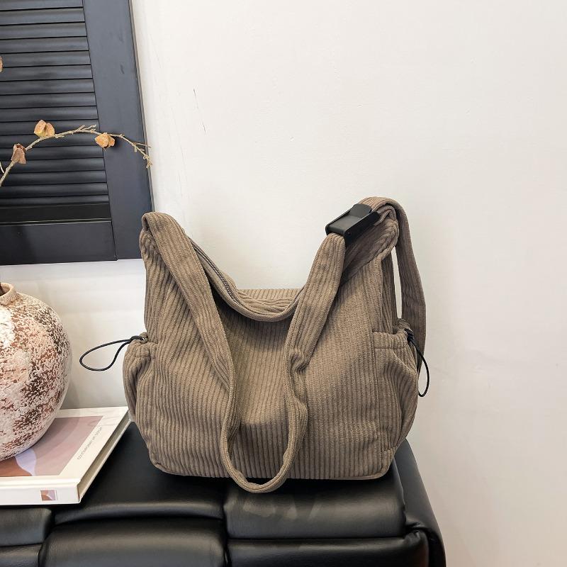 Large-capacity bag women's new autumn and winter versatile shoulder messenger bag casual commuter tote bag