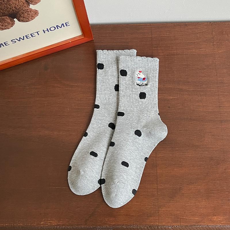Female Spring and Autumn Lovely Polka Dot Lovely Embroidered Cartoon Dog In Tube Cotton Socks