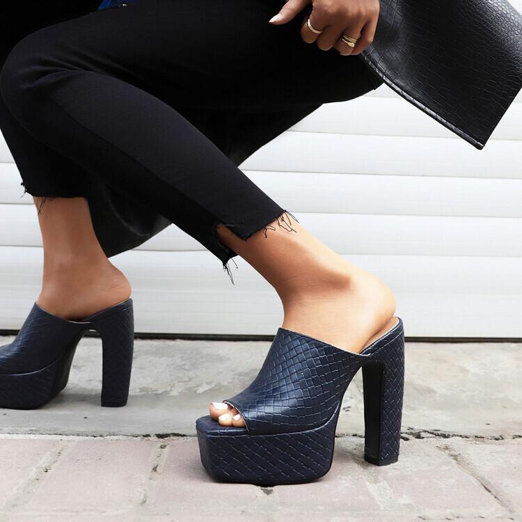 New European and American style square head snake pattern embossed fish mouth sandals waterproof table thick heel high heel sandals women's shoes